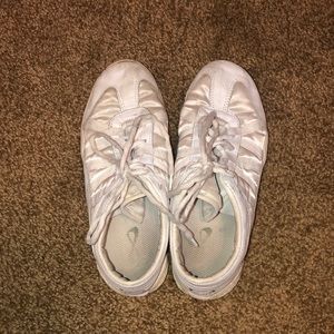 NFINITY Cheer Shoes